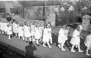 1953_letzte erstkommunion in der notkirche_n_11